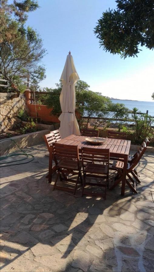 Villa Vera Trifamigliare Con Ingresso Diretto 20 Mt Al Mare Clima Wi-Fi Bbq 칼라리베로토 외부 사진